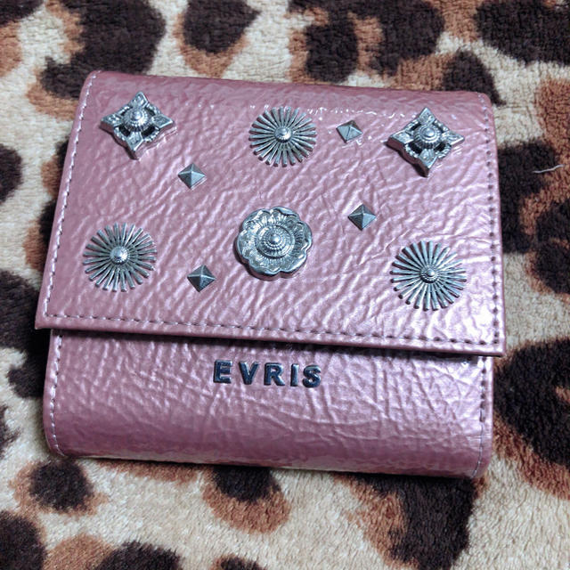 jouetie(ジュエティ)のEVRIS 三つ折財布 レディースのファッション小物(財布)の商品写真