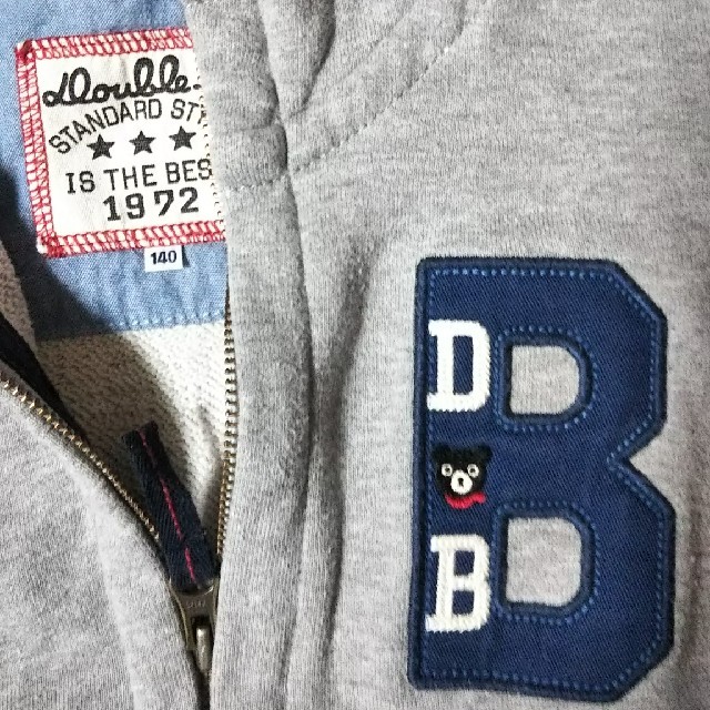 DOUBLE.B(ダブルビー)のダブルB シンプル パーカー グレー 140 キッズ/ベビー/マタニティのキッズ服男の子用(90cm~)(ジャケット/上着)の商品写真