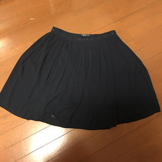 インディヴィ(INDIVI)の美品インディヴィのフレアスカート サイズ42 濃紺(ひざ丈スカート)