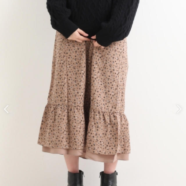 MAJESTIC LEGON(マジェスティックレゴン)のマジェ  花柄ティアードスカート 🌼 レディースのスカート(ひざ丈スカート)の商品写真