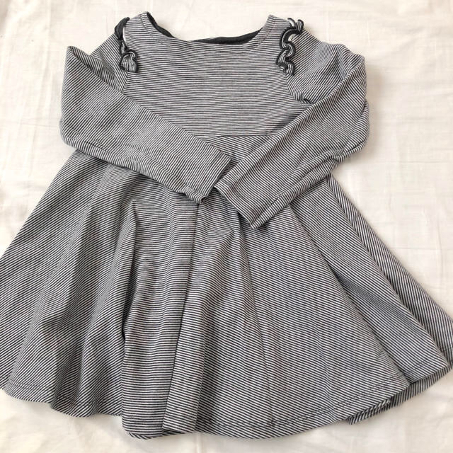 PETIT BATEAU(プチバトー)のchieeeee様専用☆プチバトー ミラレフレアワンピース キッズ/ベビー/マタニティのキッズ服女の子用(90cm~)(ワンピース)の商品写真