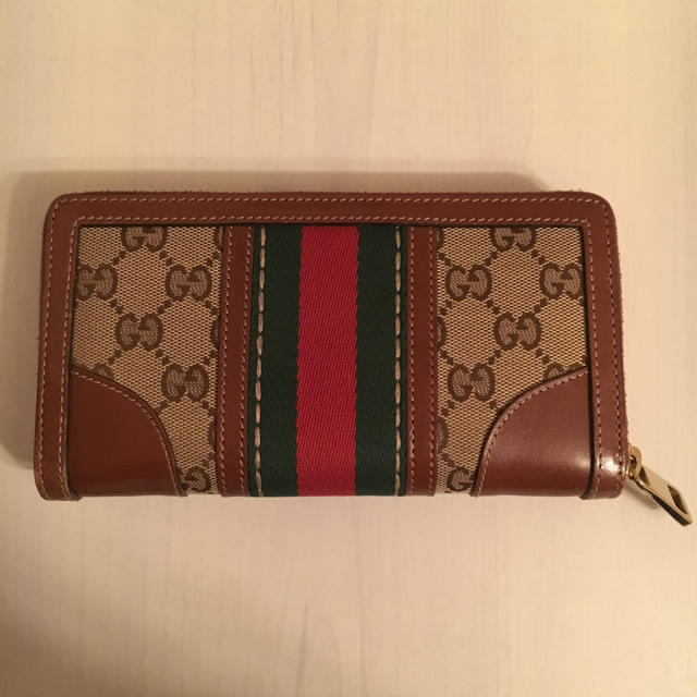 Gucci(グッチ)のたかこ様専用☆GUCCI 長財布 レディースのファッション小物(財布)の商品写真