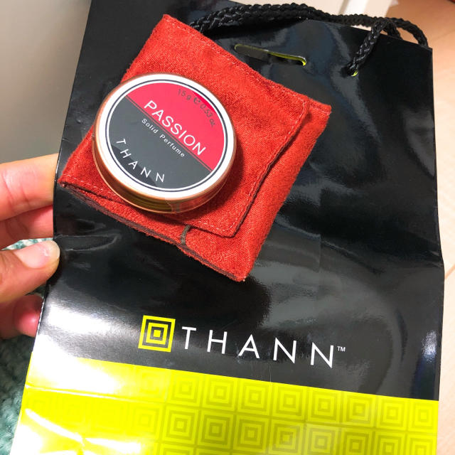 THANN(タン)の【新品未使用 】THANN ソリッドパフューム パッション コスメ/美容の香水(香水(女性用))の商品写真