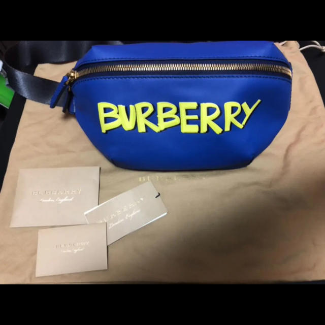 BURBERRY(バーバリー)のバーバリー  グラフィティ バムバッグ ボディバッグ 定価135000円 メンズのバッグ(ボディーバッグ)の商品写真