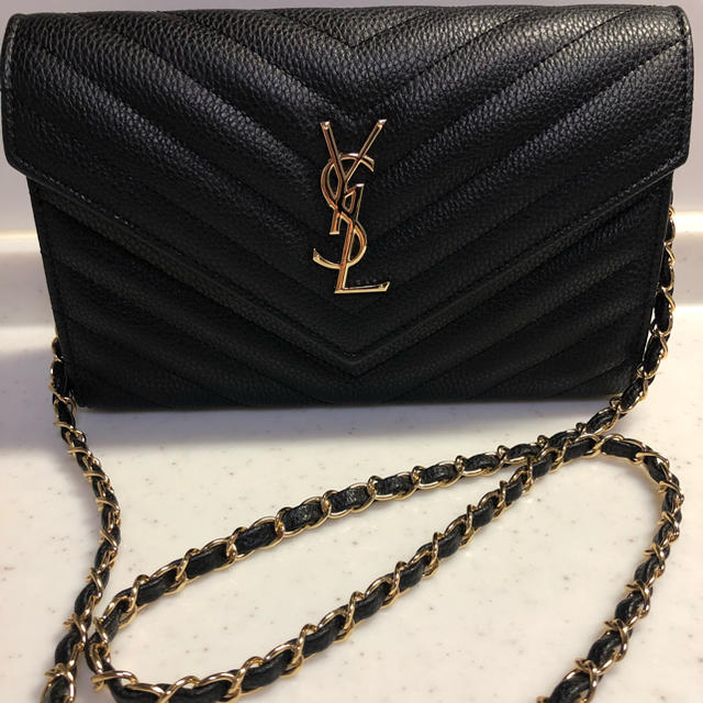 Saint Laurent(サンローラン)のショルダーバッグ  黒 レディースのバッグ(ショルダーバッグ)の商品写真