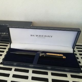 バーバリー(BURBERRY)のBurberry シャーペン★新品未使用★(ペン/マーカー)