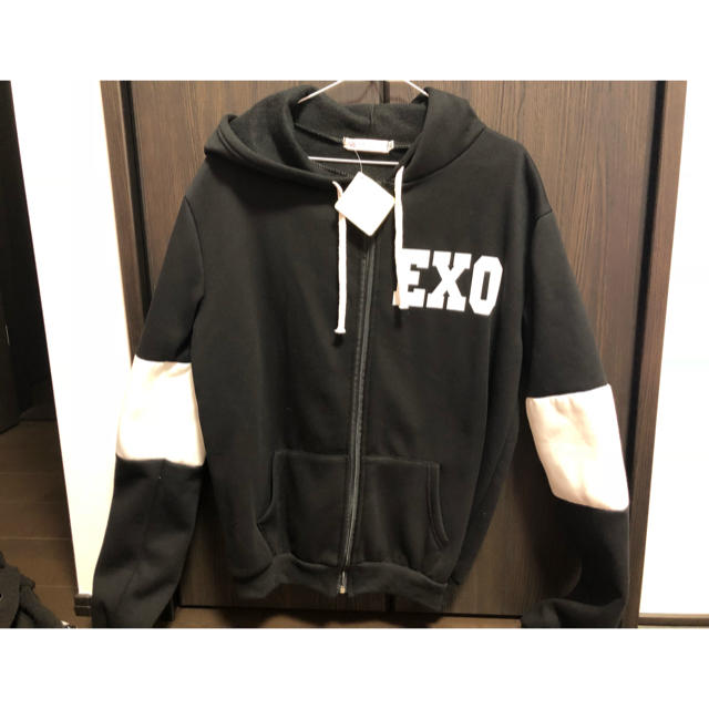 EXO(エクソ)の値下げ！！EXO、カイ推しパーカー88 レディースのトップス(トレーナー/スウェット)の商品写真