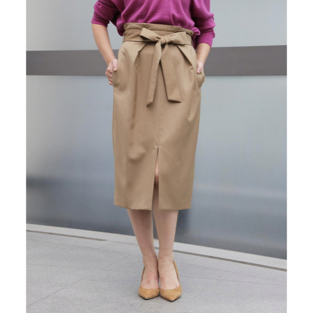 tiara(ティアラ)のTIARA ティアラ ベルテッドセミタイトスカート グレー レディースのスカート(ひざ丈スカート)の商品写真