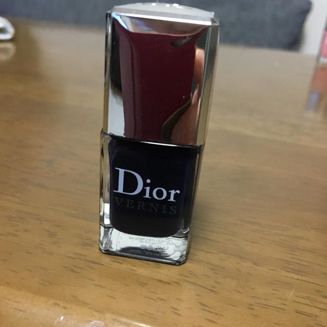 Christian Dior(クリスチャンディオール)のdior ヴェルニ ネイル997.334.019.231.244 コスメ/美容のネイル(マニキュア)の商品写真