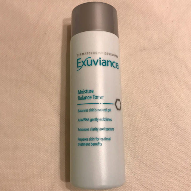 Exuviance(エクスビアンス)のエクスビアンス モイスチャー・トーナー 200ml 正規品 コスメ/美容のスキンケア/基礎化粧品(化粧水/ローション)の商品写真