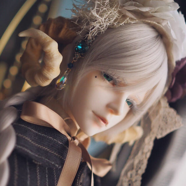 サカナ様 ドール 球体関節人形 本体の通販 by きなこ屋|ラクマ