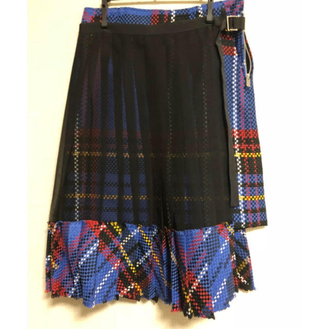 sacai(サカイ)の【sacai】美品スカート レディースのスカート(ひざ丈スカート)の商品写真