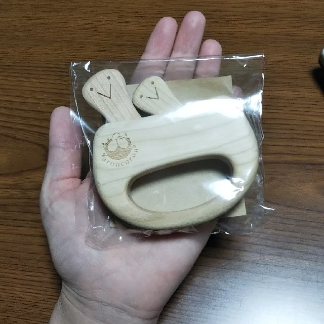 木製のカラカラ キッズ/ベビー/マタニティのおもちゃ(知育玩具)の商品写真