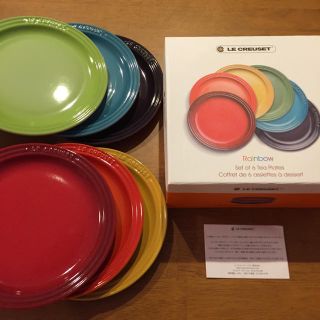 ルクルーゼ(LE CREUSET)の専用です🌼新品❣️ルクルーゼ プレートセット レインボーカラー(食器)