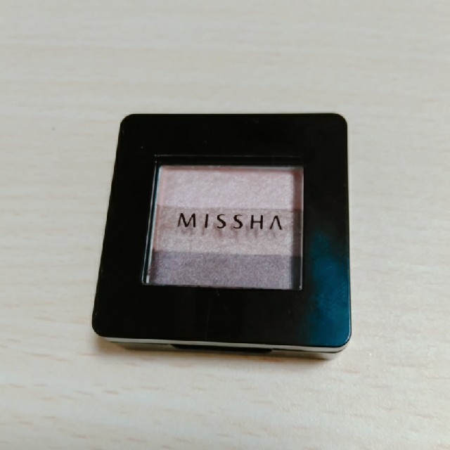 MISSHA(ミシャ)のミシャ MISSHA トリプルシャドウ　No.4 コスメ/美容のベースメイク/化粧品(アイシャドウ)の商品写真