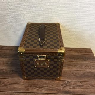 ルイヴィトン(LOUIS VUITTON)のヴィトン 化粧BOX(小物入れ)