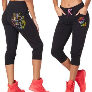 ズンバ(Zumba)の最新  ズンバパンツ  (新品)  早い者勝ち   /   LA BODY 購入(カジュアルパンツ)