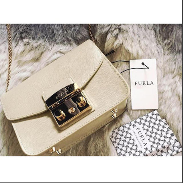 Furla(フルラ)のmei様専用、フルラ、メトロポリス、 レディースのバッグ(ショルダーバッグ)の商品写真