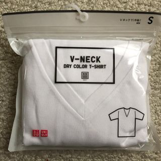 ユニクロ(UNIQLO)の【新品】UNIQLO V-NECK Tシャツ(Tシャツ/カットソー(半袖/袖なし))