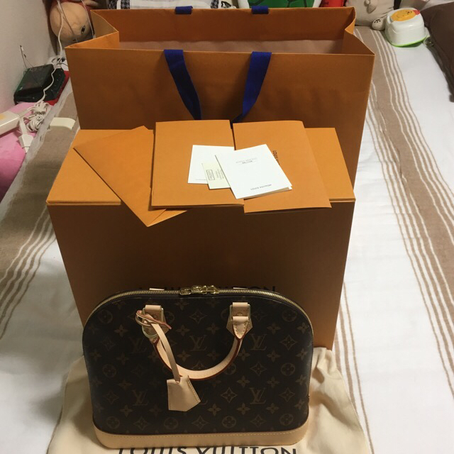 LOUIS VUITTON(ルイヴィトン)のルイヴィトン アルマPM モノグラム 新品未使用  レディースのバッグ(ハンドバッグ)の商品写真