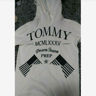 トミー(TOMMY)のtommy パーカー(パーカー)