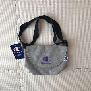 チャンピオン(Champion)の《未使用》チャンピオン キッズ メッセンジャーバッグ(ポシェット)