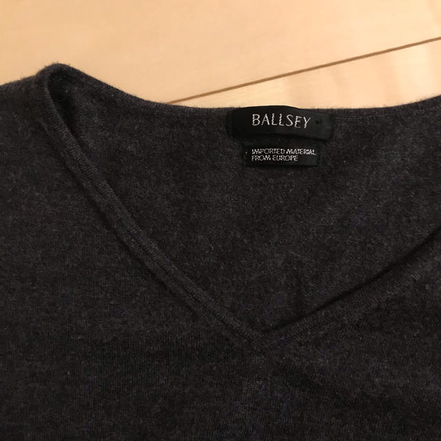 Ballsey(ボールジィ)のBALLSEY  ボールジィ  ウール100%  Vネックニット  七分丈 レディースのトップス(ニット/セーター)の商品写真