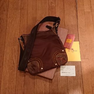 エトロ(ETRO)の☆ETRO ナイロンショルダーバッグ美品☆(ショルダーバッグ)