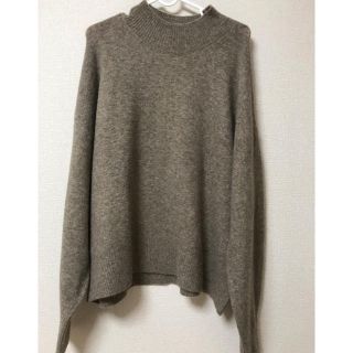 エイチアンドエム(H&M)のモエ様専用 新品タグ付き! H&M ニット 安室奈美恵(ニット/セーター)