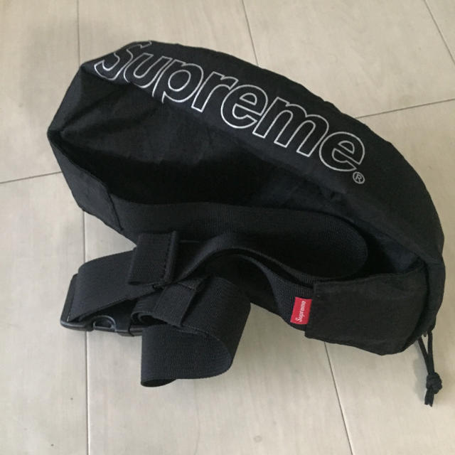 Supreme(シュプリーム)のsupreme waist bag ブラック メンズのバッグ(ウエストポーチ)の商品写真
