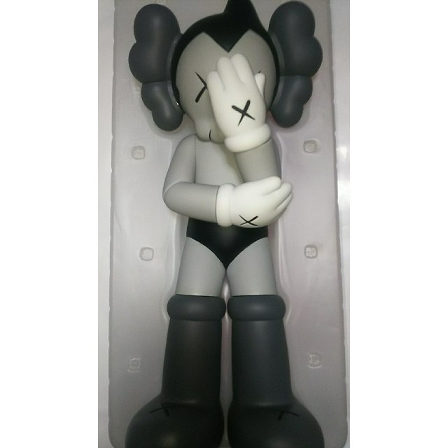 愛用 KAWS original fake ASTRO BOY エンタメ/ホビー フィギュア ...