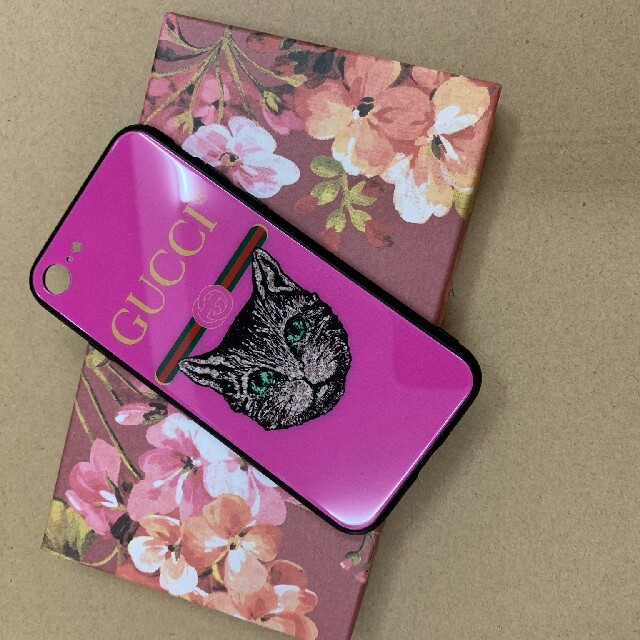 iphoneカバー ハード | Gucci - GUCCI　グッチ　iPhone7/8ケース　携帯ケースの通販 by Dino D's shop｜グッチならラクマ