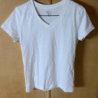 ナチュラルビューティーベーシック(NATURAL BEAUTY BASIC)の白Ｔシャツ(Tシャツ(半袖/袖なし))