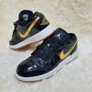 ナイキ(NIKE)の専用出品♡限定品♡NIKE AIR JORDAN 1LOW GG♡スニーカー(スニーカー)