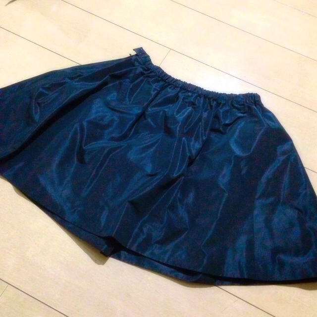 MERCURYDUO(マーキュリーデュオ)のmercuryduoタフタミニスカート レディースのスカート(ミニスカート)の商品写真