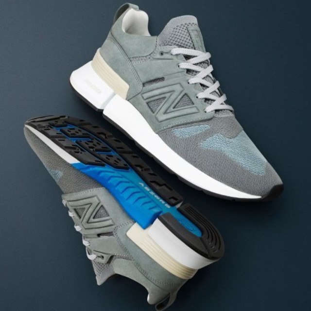 New Balance(ニューバランス)の定価以下❗ ニューバランス NEW BALANCE R_C1 996 1300 メンズの靴/シューズ(スニーカー)の商品写真