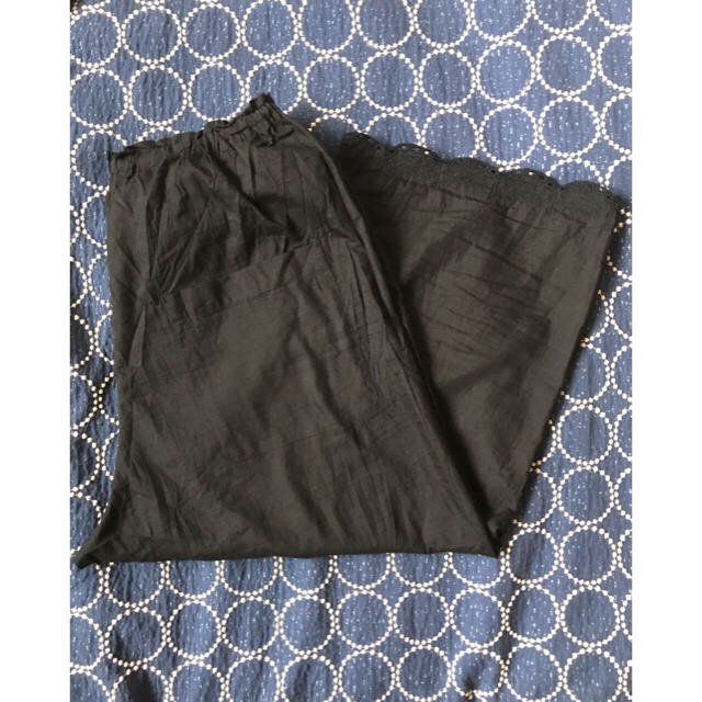 パンツ週末限定ミナペルホネン  capsellaカプセラ36 裾刺繍パンツ black