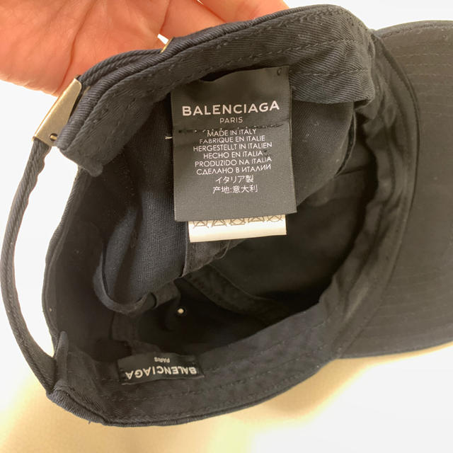 Balenciaga(バレンシアガ)のバレンシアガ キャップ un様 メンズの帽子(キャップ)の商品写真