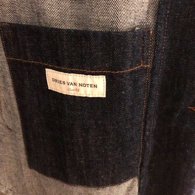 DRIES VAN NOTEN(ドリスヴァンノッテン)のdries  van notten 17ss デニム刺繍コート 48 メンズのジャケット/アウター(ステンカラーコート)の商品写真