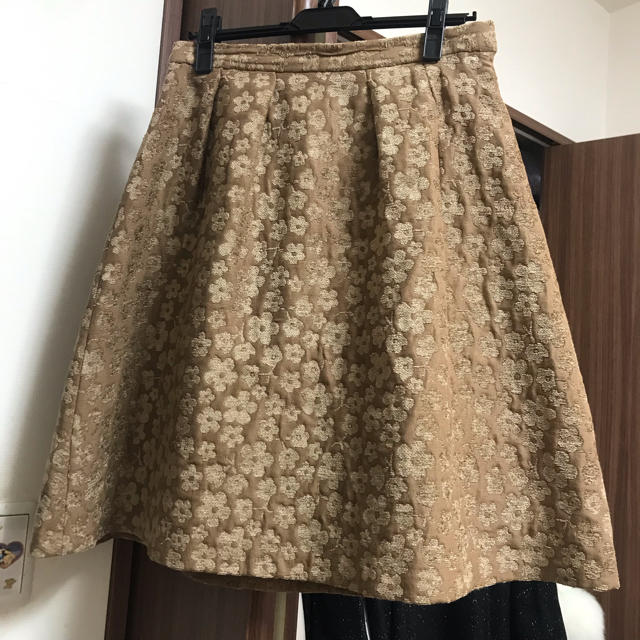 Couture Brooch(クチュールブローチ)のクチュールブローチ ジャガード フレアスカート  レディースのスカート(ひざ丈スカート)の商品写真