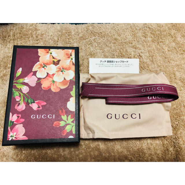 低価超特価 ちびみく様専用☆GUCCI 未使用 GGブルームス カードケース 新品 日本製お得