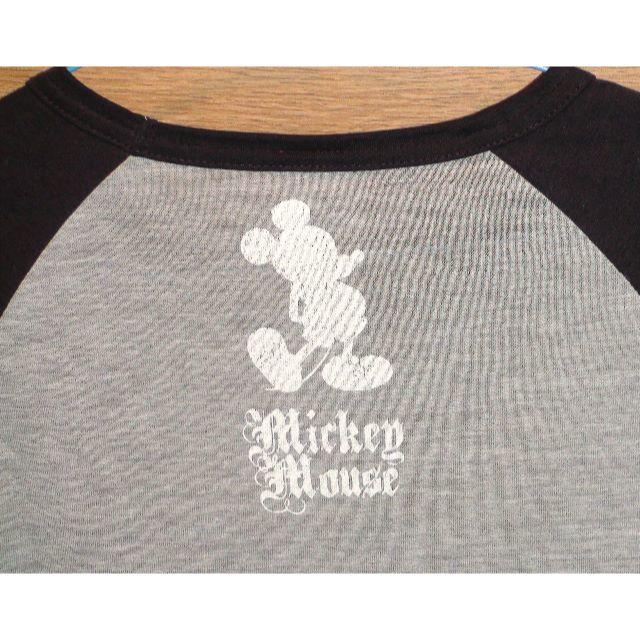 Disney(ディズニー)のミッキーの長袖Ｔシャツ　サイズＭ レディースのトップス(Tシャツ(長袖/七分))の商品写真