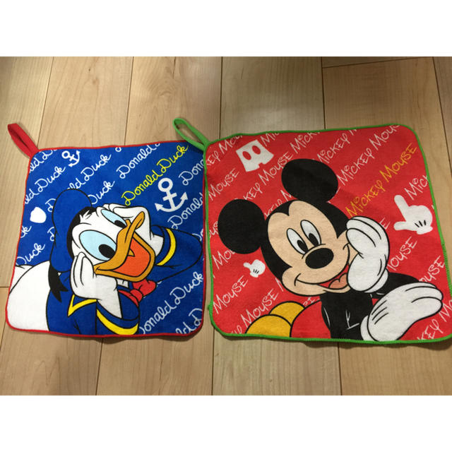 Disney(ディズニー)のループタオル 新品 ディズニー エンタメ/ホビーのアニメグッズ(タオル)の商品写真