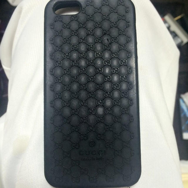 Gucci(グッチ)のGUCCI iPhone5ケース✨ スマホ/家電/カメラのスマホアクセサリー(モバイルケース/カバー)の商品写真