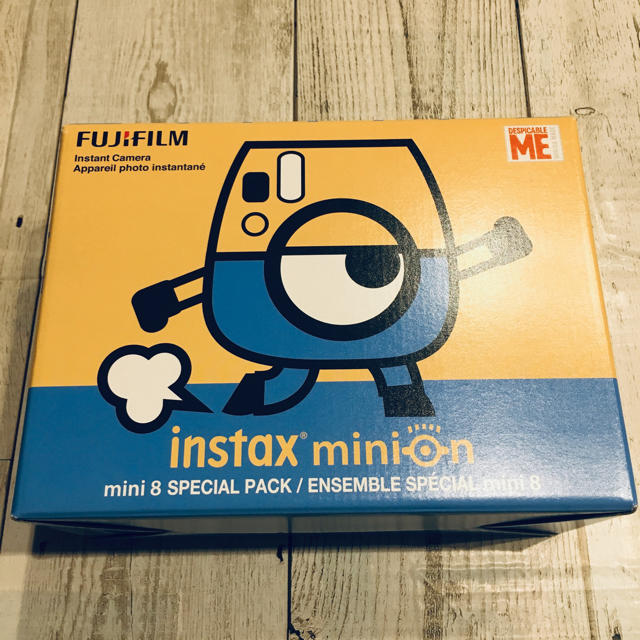 FUJI FILM INSTAX MINI 8 ミニオンチェキ