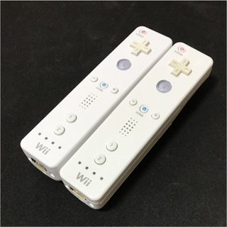 ウィー(Wii)のwiiリモコン 2個 セット ニンテンドー 任天堂 シロ ホワイト 白 純正(家庭用ゲーム機本体)