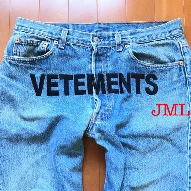 VETEMENTS ロゴ刺繍 501