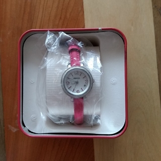 フォッシル(FOSSIL)の新品未使用　FOSSIL　レディース　ES3302　ピンク　レザーベルト(腕時計)