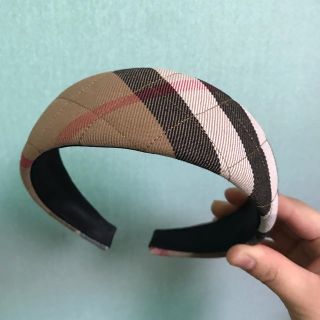 バーバリー(BURBERRY)のjunko様専用 バーバリー カチューシャ(カチューシャ)