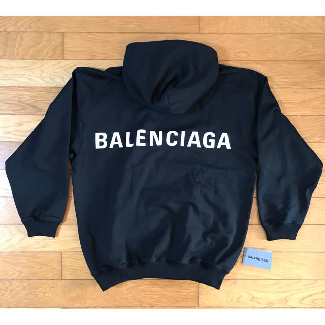 Balenciaga(バレンシアガ)の【新品 未使用】Balenciaga 2019SS フーディー S メンズのトップス(スウェット)の商品写真